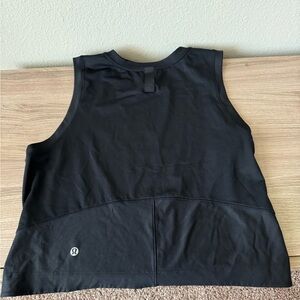 Lululemon crop tank